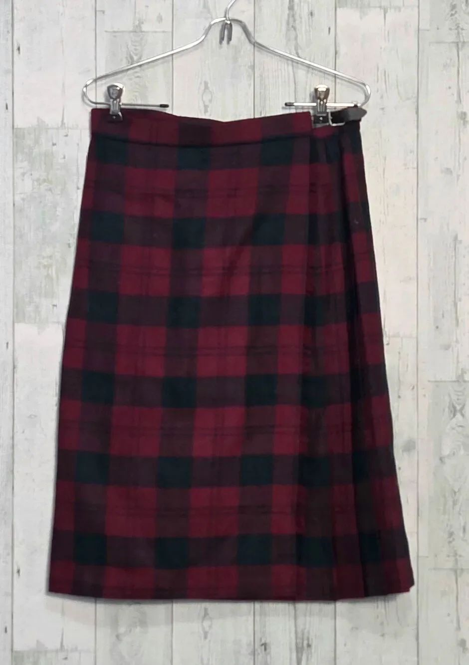 VTG Highland Home Industries Wool Clan Lindsay Tartan Kilt Sz. 10